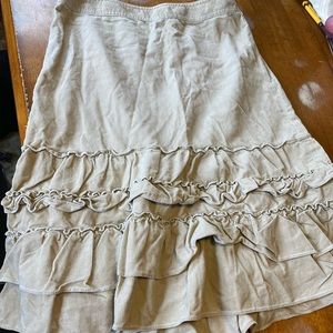 ❤️Loft ruffle skirt mid